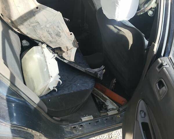 Серый Мазда 323, объемом двигателя 1.8 л и пробегом 100 тыс. км за 750 $, фото 16 на Automoto.ua