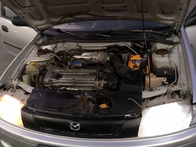 Сірий Мазда 323, об'ємом двигуна 0 л та пробігом 290 тис. км за 2100 $, фото 4 на Automoto.ua