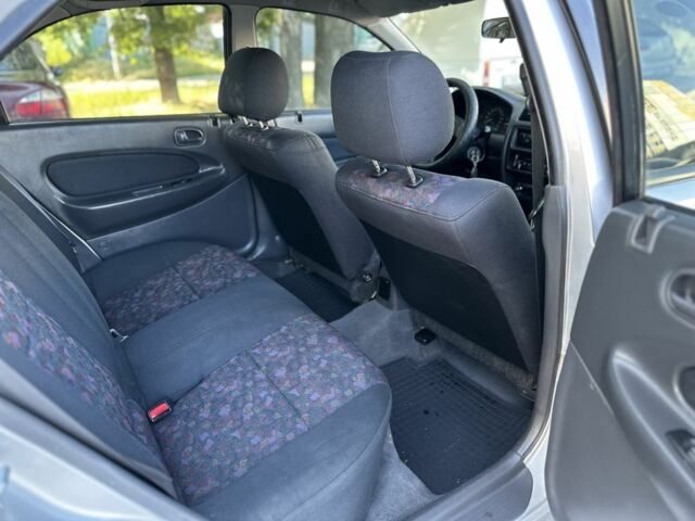 Серый Мазда 323, объемом двигателя 1.5 л и пробегом 307 тыс. км за 2650 $, фото 21 на Automoto.ua