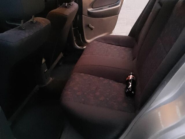 Сірий Мазда 323, об'ємом двигуна 0 л та пробігом 290 тис. км за 2100 $, фото 9 на Automoto.ua