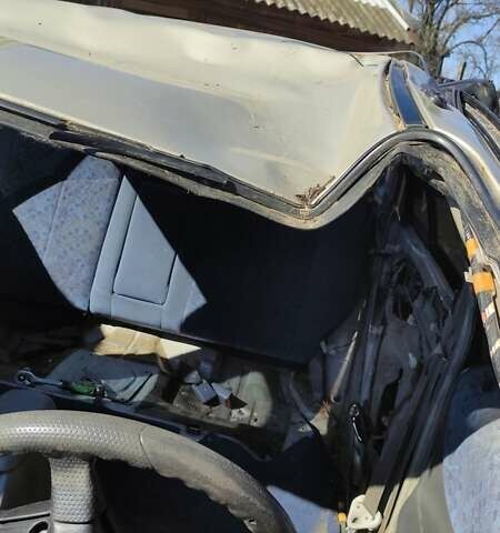 Серый Мазда 323, объемом двигателя 1.5 л и пробегом 400 тыс. км за 500 $, фото 1 на Automoto.ua