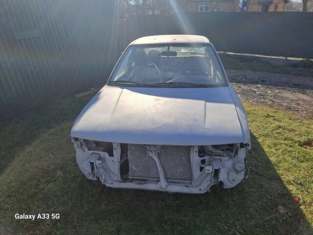 Серый Мазда 323, объемом двигателя 1.6 л и пробегом 340 тыс. км за 512 $, фото 2 на Automoto.ua