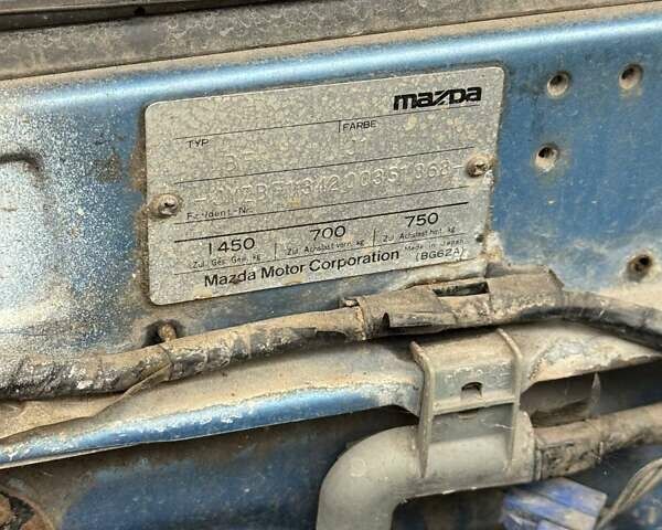 Синий Мазда 323, объемом двигателя 1.32 л и пробегом 220 тыс. км за 950 $, фото 14 на Automoto.ua