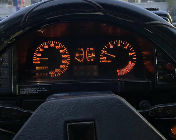 Синий Мазда 323, объемом двигателя 1.5 л и пробегом 505 тыс. км за 650 $, фото 5 на Automoto.ua