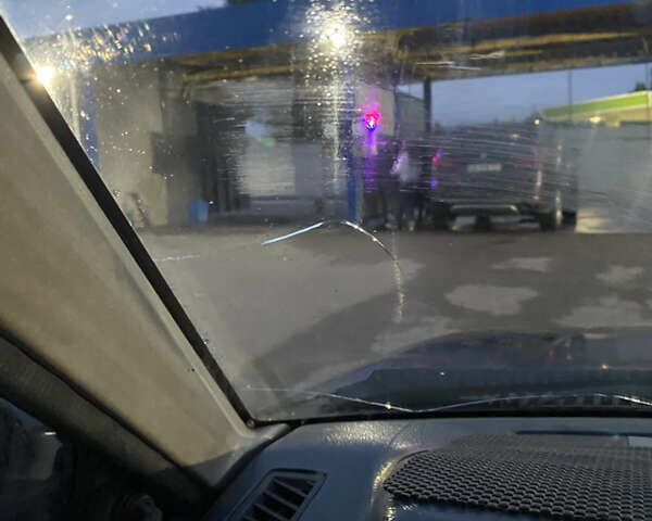 Синий Мазда 323, объемом двигателя 1.5 л и пробегом 505 тыс. км за 650 $, фото 6 на Automoto.ua