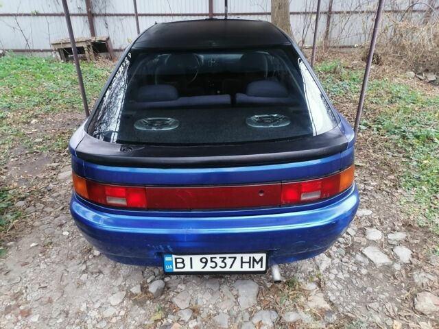 Синий Мазда 323, объемом двигателя 1.6 л и пробегом 10 тыс. км за 1426 $, фото 6 на Automoto.ua