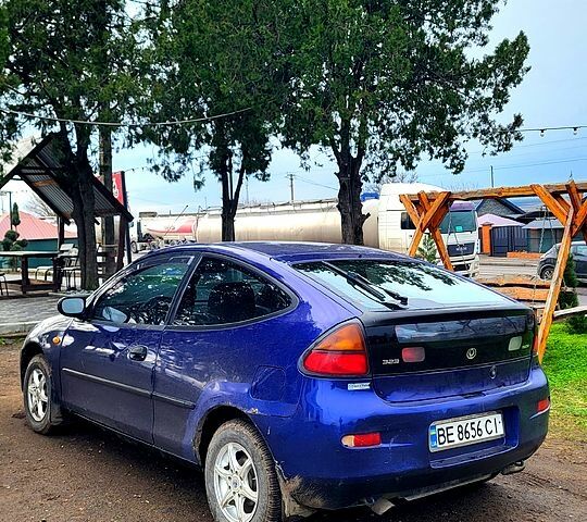 Синій Мазда 323, об'ємом двигуна 1.3 л та пробігом 200 тис. км за 1150 $, фото 2 на Automoto.ua