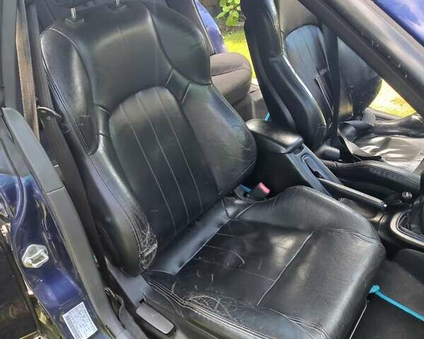 Синий Мазда 323, объемом двигателя 1.5 л и пробегом 350 тыс. км за 3300 $, фото 11 на Automoto.ua