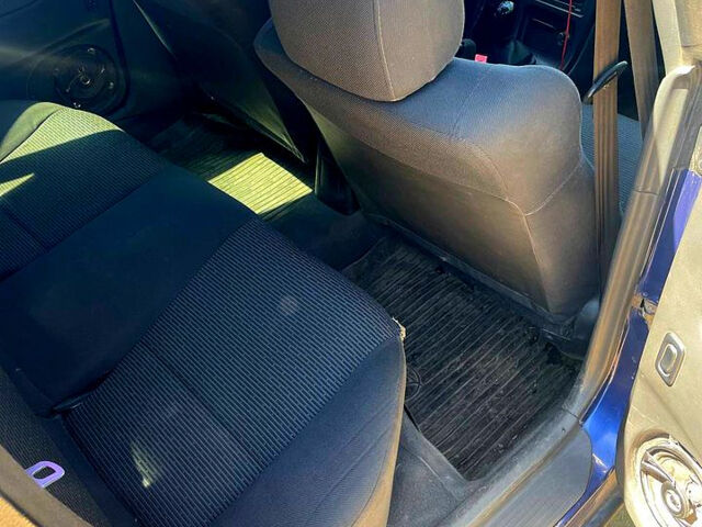 Синий Мазда 323, объемом двигателя 1.5 л и пробегом 400 тыс. км за 2000 $, фото 10 на Automoto.ua