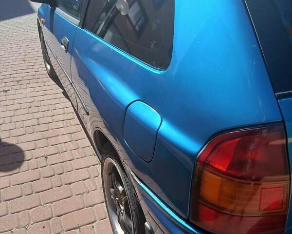 Синий Мазда 323, объемом двигателя 1.5 л и пробегом 332 тыс. км за 3000 $, фото 4 на Automoto.ua