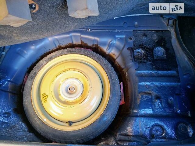 Синий Мазда 323, объемом двигателя 1.5 л и пробегом 130 тыс. км за 4500 $, фото 15 на Automoto.ua