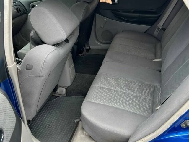 Синий Мазда 323, объемом двигателя 1.6 л и пробегом 174 тыс. км за 3100 $, фото 7 на Automoto.ua