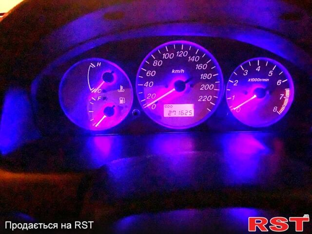 Синий Мазда 323, объемом двигателя 1.6 л и пробегом 271 тыс. км за 4300 $, фото 2 на Automoto.ua