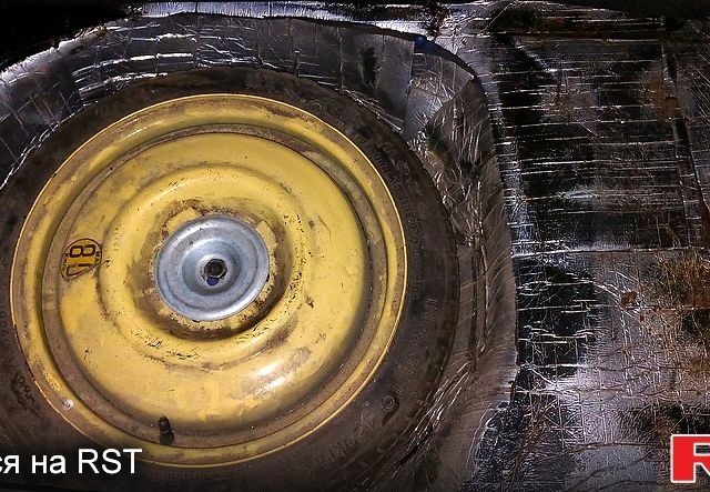 Синий Мазда 323, объемом двигателя 1.6 л и пробегом 271 тыс. км за 4300 $, фото 7 на Automoto.ua