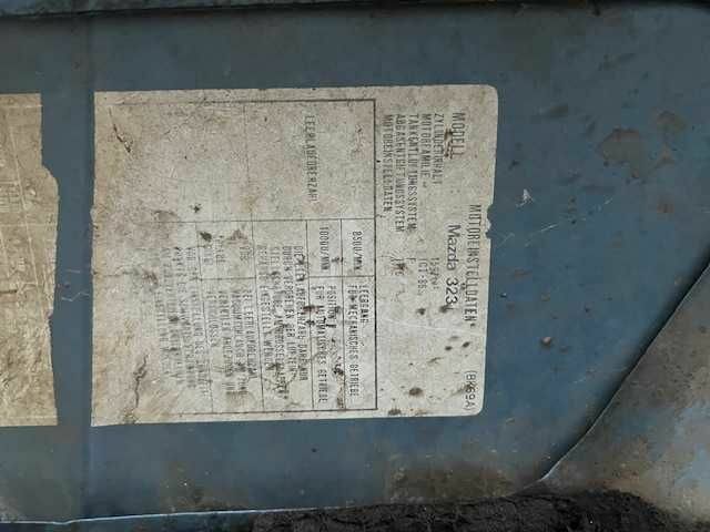 Синій Мазда 323, об'ємом двигуна 1.6 л та пробігом 320 тис. км за 400 $, фото 8 на Automoto.ua