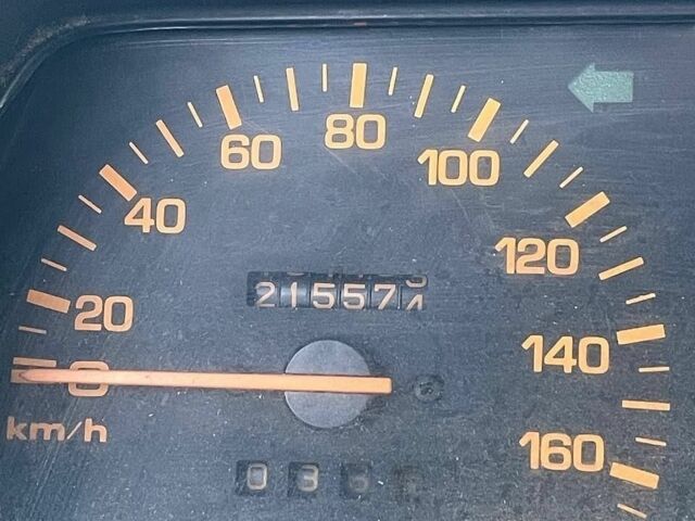 Синій Мазда 323, об'ємом двигуна 1.3 л та пробігом 215 тис. км за 700 $, фото 10 на Automoto.ua