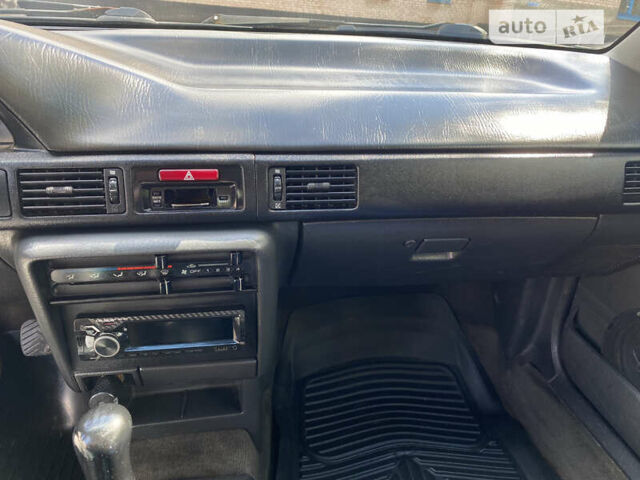 Синій Мазда 323, об'ємом двигуна 1.3 л та пробігом 500 тис. км за 1400 $, фото 10 на Automoto.ua