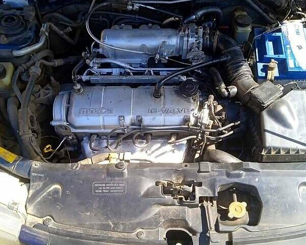 Синий Мазда 323, объемом двигателя 1.3 л и пробегом 429 тыс. км за 2100 $, фото 7 на Automoto.ua