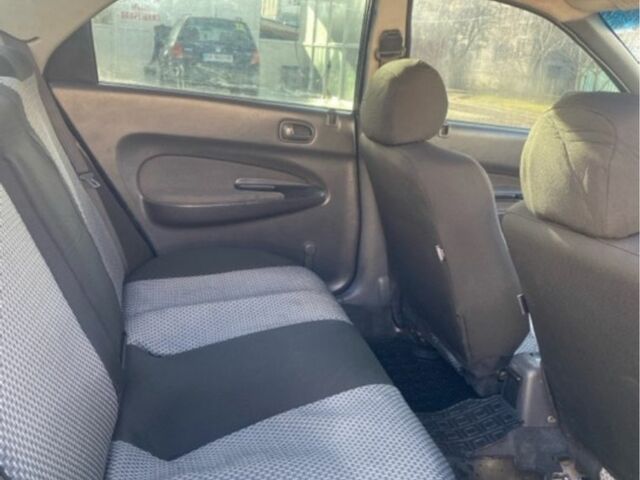 Синий Мазда 323, объемом двигателя 1.5 л и пробегом 3 тыс. км за 1900 $, фото 3 на Automoto.ua