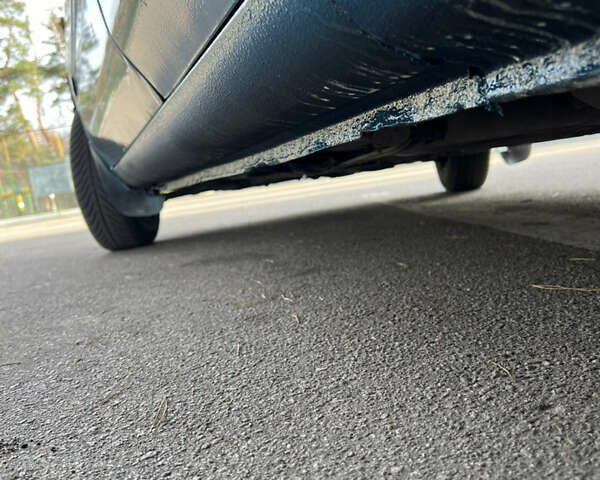 Синий Мазда 323, объемом двигателя 1.6 л и пробегом 250 тыс. км за 1900 $, фото 9 на Automoto.ua