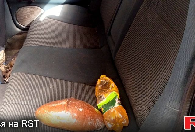 Синій Мазда 323, об'ємом двигуна 1.5 л та пробігом 454 тис. км за 1350 $, фото 3 на Automoto.ua