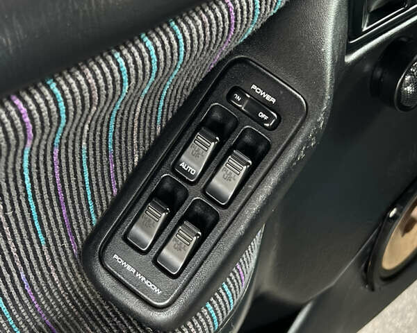 Синий Мазда 323, объемом двигателя 1.6 л и пробегом 250 тыс. км за 1900 $, фото 15 на Automoto.ua