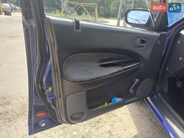 Синий Мазда 323, объемом двигателя 1.5 л и пробегом 295 тыс. км за 2300 $, фото 24 на Automoto.ua