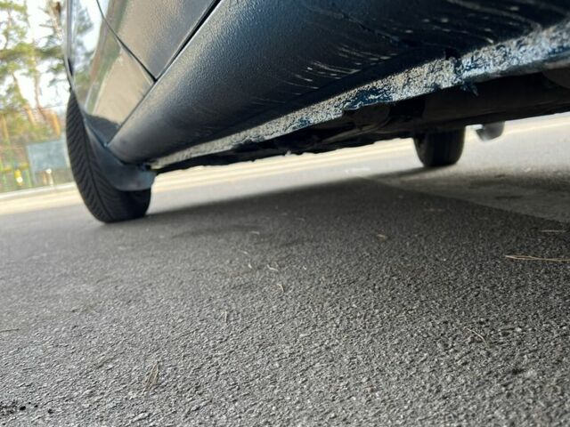 Синий Мазда 323, объемом двигателя 1.6 л и пробегом 250 тыс. км за 1900 $, фото 10 на Automoto.ua