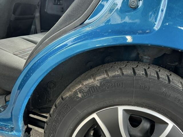 Синий Мазда 323, объемом двигателя 1.6 л и пробегом 250 тыс. км за 1900 $, фото 8 на Automoto.ua