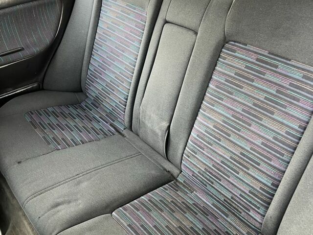 Синий Мазда 323, объемом двигателя 1.6 л и пробегом 250 тыс. км за 1900 $, фото 18 на Automoto.ua