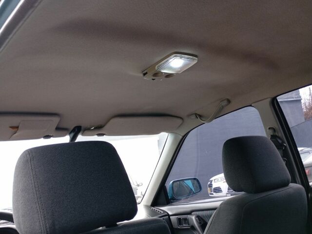 Синий Мазда 323, объемом двигателя 1.6 л и пробегом 160 тыс. км за 3000 $, фото 21 на Automoto.ua