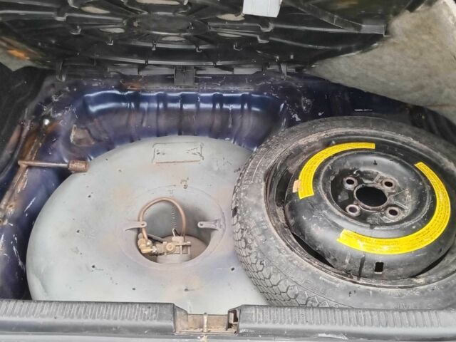 Синий Мазда 323, объемом двигателя 1.5 л и пробегом 74 тыс. км за 1950 $, фото 13 на Automoto.ua