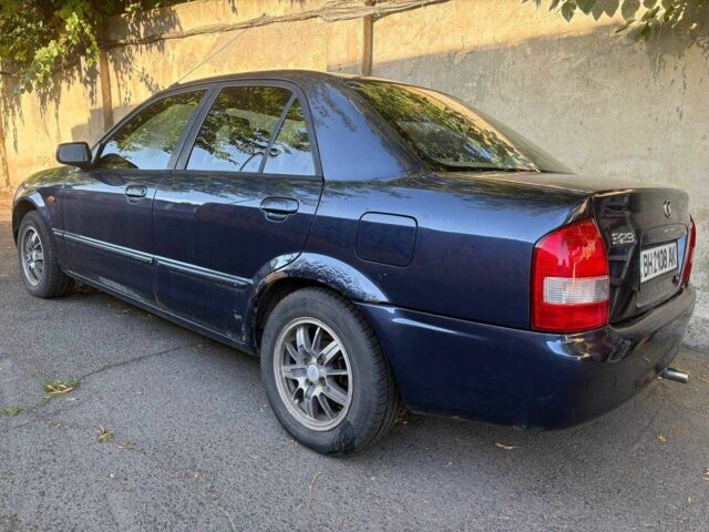 Синий Мазда 323, объемом двигателя 1.6 л и пробегом 400 тыс. км за 2200 $, фото 3 на Automoto.ua