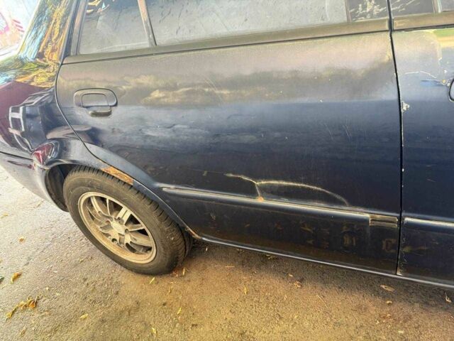 Синий Мазда 323, объемом двигателя 1.6 л и пробегом 400 тыс. км за 2200 $, фото 9 на Automoto.ua