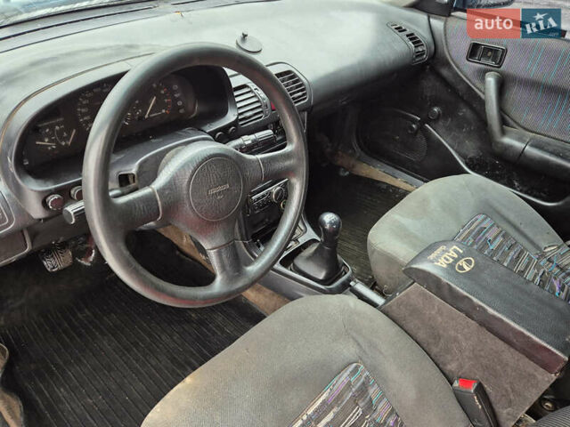 Синий Мазда 323, объемом двигателя 1.6 л и пробегом 195 тыс. км за 999 $, фото 7 на Automoto.ua