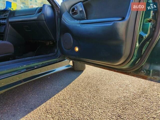 Зеленый Мазда 323, объемом двигателя 1.5 л и пробегом 433 тыс. км за 2700 $, фото 27 на Automoto.ua