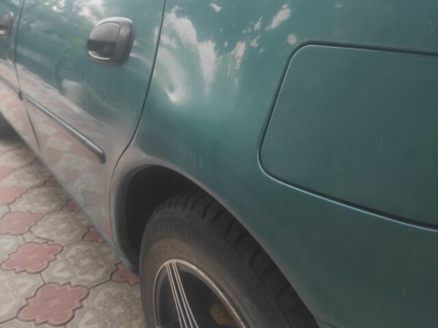 Зеленый Мазда 323, объемом двигателя 0 л и пробегом 323 тыс. км за 2200 $, фото 7 на Automoto.ua