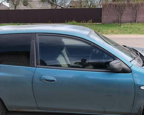 Зеленый Мазда 323, объемом двигателя 1.5 л и пробегом 290 тыс. км за 1500 $, фото 23 на Automoto.ua