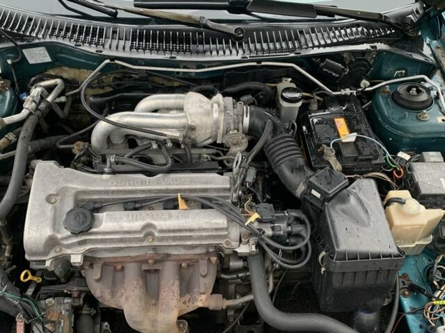 Зелений Мазда 323, об'ємом двигуна 1.5 л та пробігом 270 тис. км за 2000 $, фото 5 на Automoto.ua