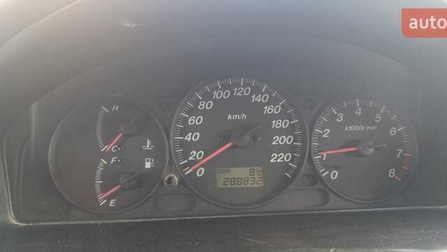 Зеленый Мазда 323, объемом двигателя 1.6 л и пробегом 288 тыс. км за 2000 $, фото 2 на Automoto.ua