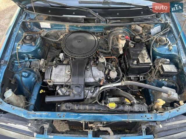 Зеленый Мазда 323, объемом двигателя 1.6 л и пробегом 200 тыс. км за 1000 $, фото 10 на Automoto.ua