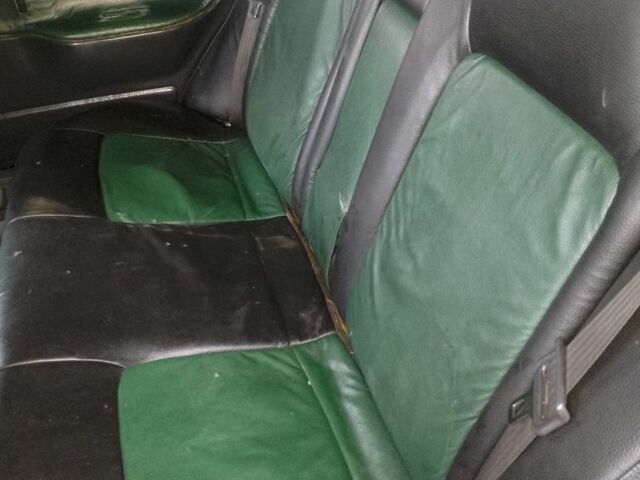 Зелений Мазда 323, об'ємом двигуна 1.6 л та пробігом 333 тис. км за 950 $, фото 4 на Automoto.ua