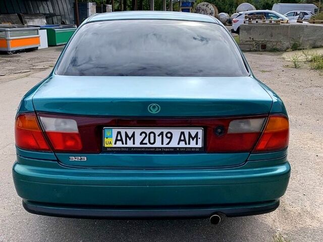 Зеленый Мазда 323, объемом двигателя 1.5 л и пробегом 254 тыс. км за 1800 $, фото 9 на Automoto.ua