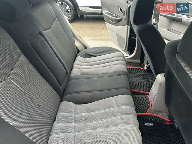 Зеленый Мазда 323, объемом двигателя 1.6 л и пробегом 230 тыс. км за 3000 $, фото 13 на Automoto.ua