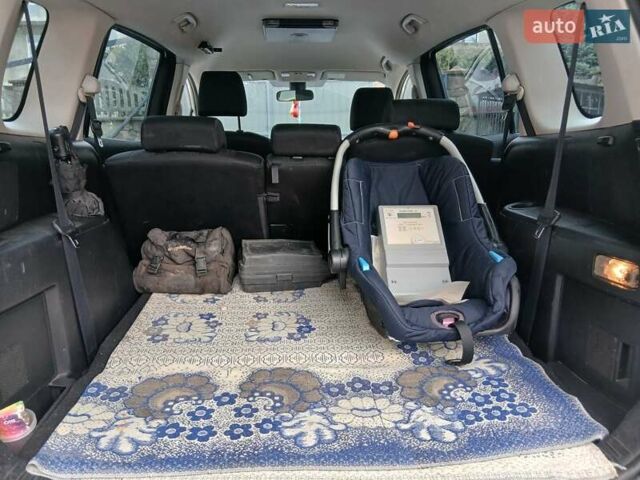 Белый Мазда 5, объемом двигателя 2 л и пробегом 277 тыс. км за 5900 $, фото 15 на Automoto.ua