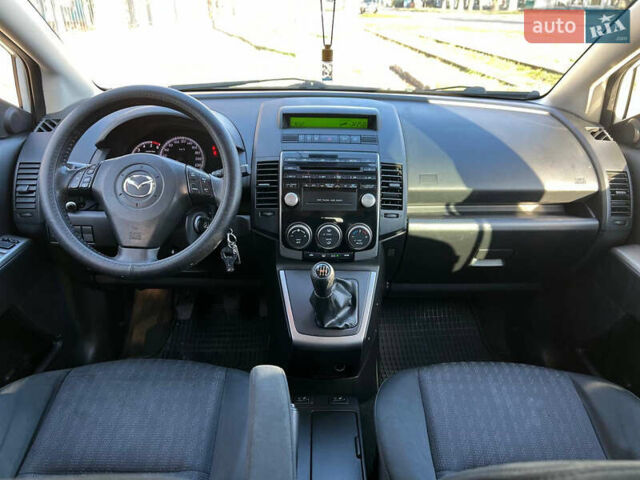 Белый Мазда 5, объемом двигателя 2 л и пробегом 177 тыс. км за 5999 $, фото 9 на Automoto.ua