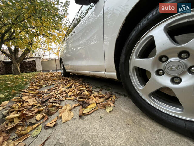 Белый Мазда 5, объемом двигателя 2.5 л и пробегом 170 тыс. км за 6500 $, фото 9 на Automoto.ua