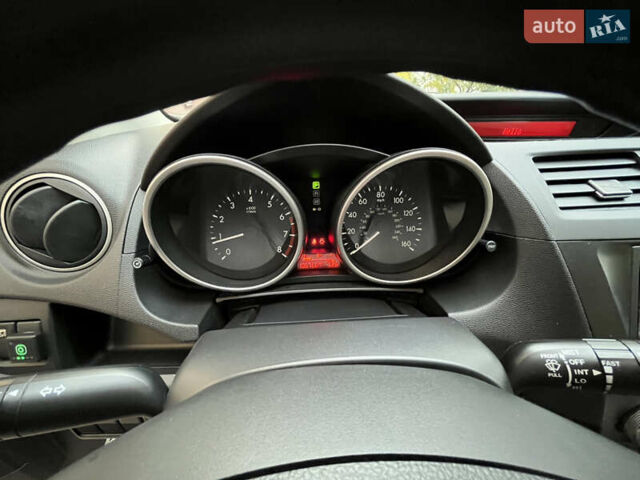 Белый Мазда 5, объемом двигателя 2.5 л и пробегом 170 тыс. км за 6500 $, фото 6 на Automoto.ua