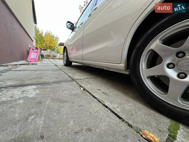 Белый Мазда 5, объемом двигателя 2.5 л и пробегом 170 тыс. км за 6500 $, фото 10 на Automoto.ua