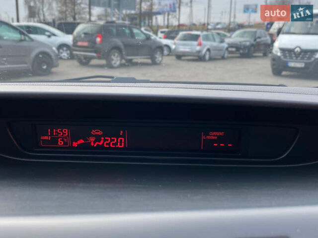 Белый Мазда 5, объемом двигателя 1.6 л и пробегом 205 тыс. км за 7900 $, фото 20 на Automoto.ua